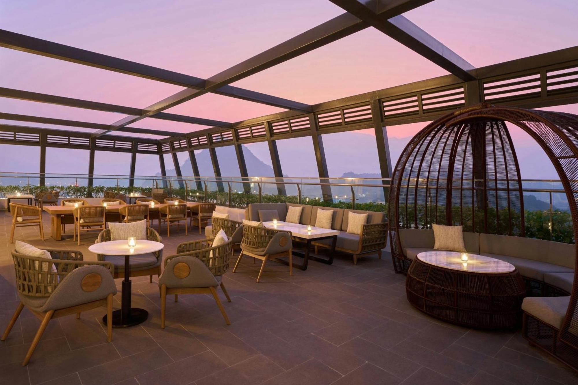 Four Points By Sheraton Ha Giang Esterno foto