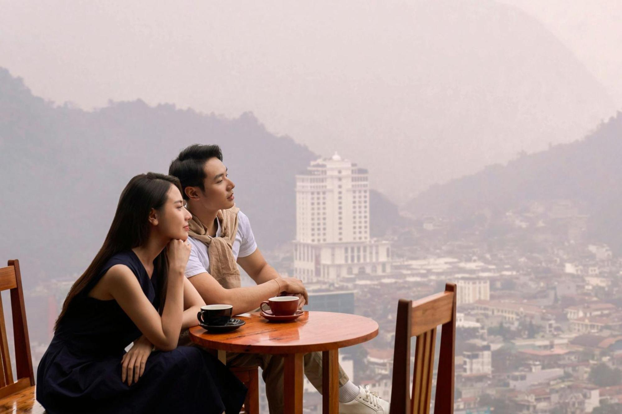 Four Points By Sheraton Ha Giang Esterno foto